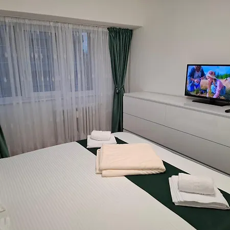 Piata Victoriei, 3 * Bucharest