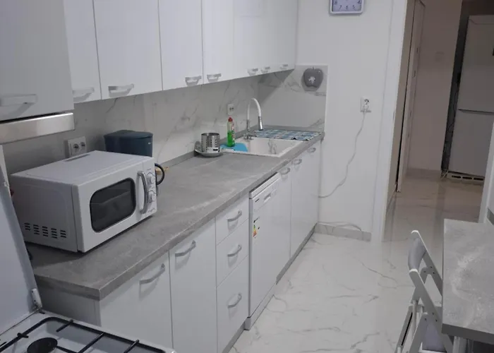 Piata Victoriei, 3 Апартаменти Бухарест