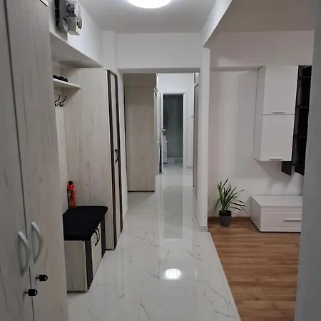 Piata Victoriei, 3 Appartement *
